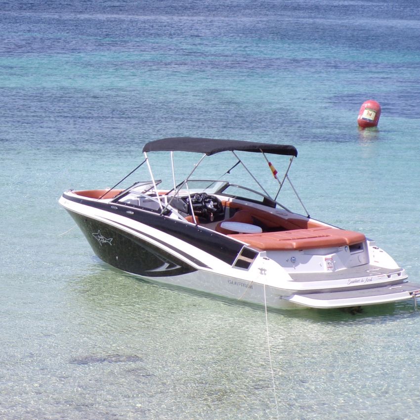 Rent Glastron GT245 boat in Ibiza